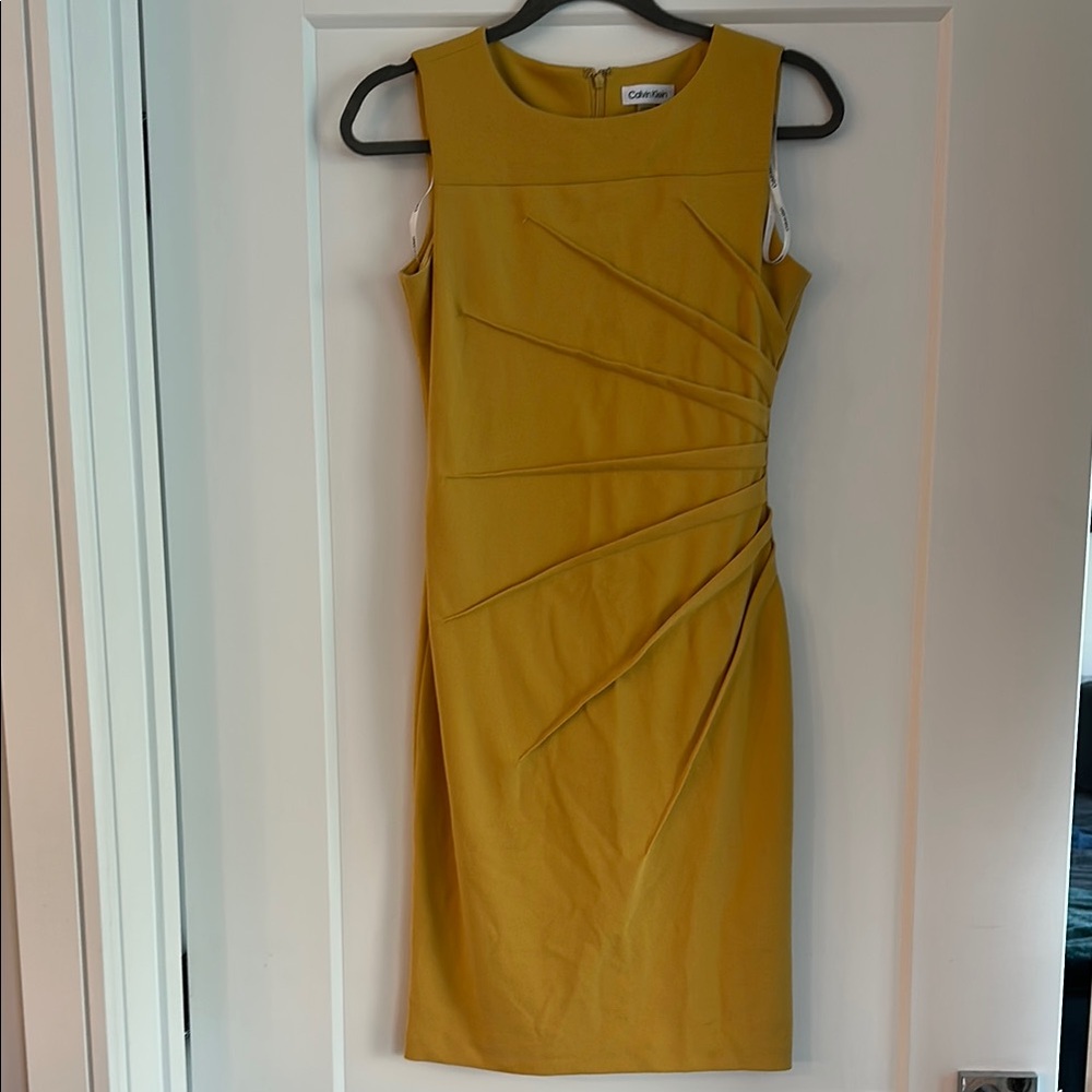 Calvin Klein Yellow Sleeveless Sheath Midi Dress